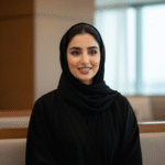 صورة عميلة إماراتية راضٍية لمراجعة خدمة صيانة التكييف الموثوقة cool&co